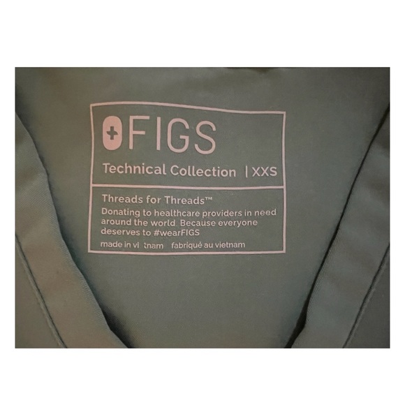 Figs Women’s Scrub Top (XXS) - Picture 4 of 4